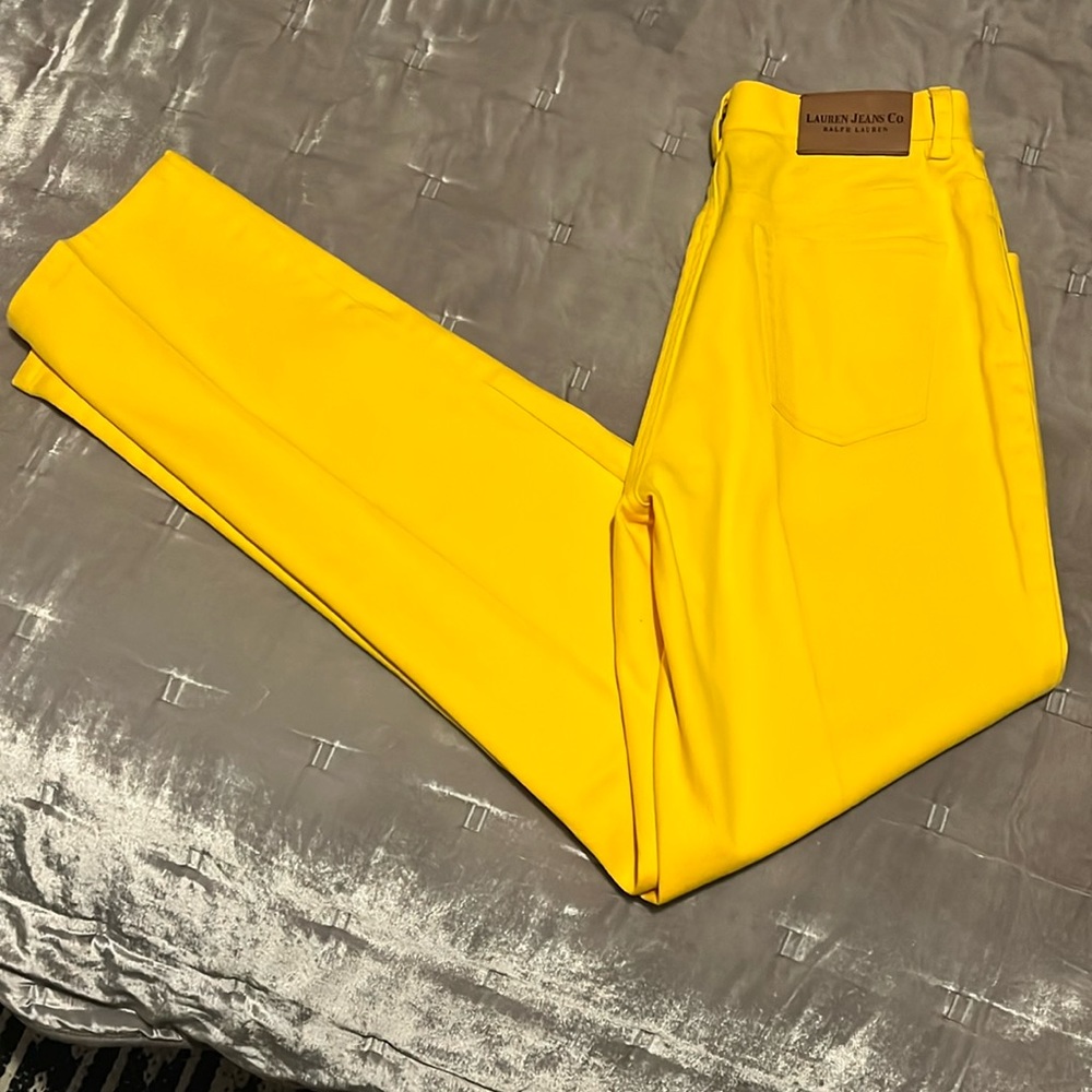 Vintage but brand new Ralph Lauren bright yellow Mom Jeans size 6